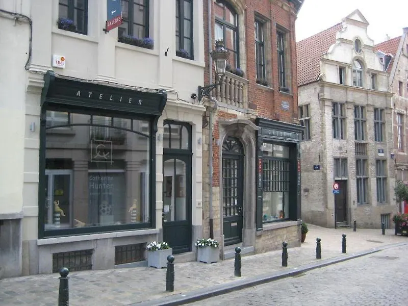 B&B Taptoe II Brussels Bed & Breakfast